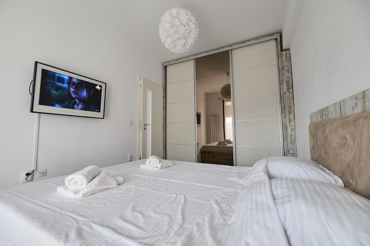 Alessandro Home 9 Luxury Centru Palas Mall Iasi Moldovei 30 Экстерьер фото
