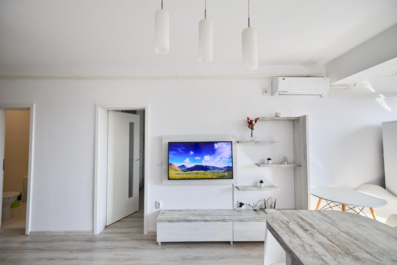 Alessandro Home 9 Luxury Centru Palas Mall Iasi Moldovei 30 Экстерьер фото